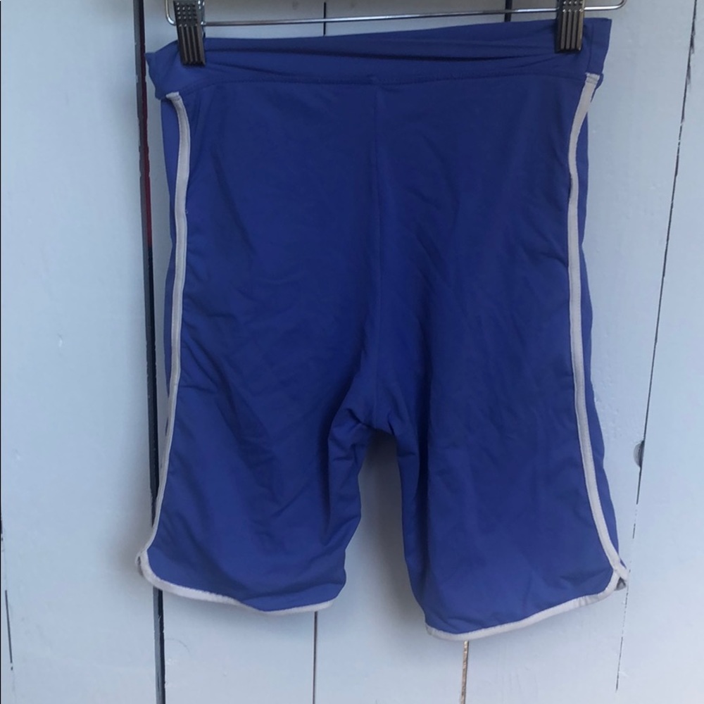 Acacia Biker shorts
